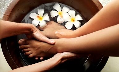 Can make the foot massage with venous veins